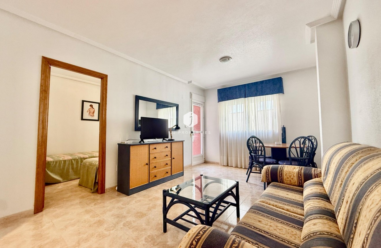 Segunda mano - Apartamento / piso -
Torrevieja - Centro
