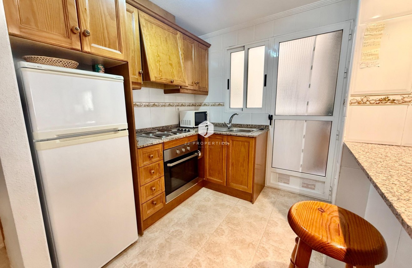Segunda mano - Apartamento / piso -
Torrevieja - Centro