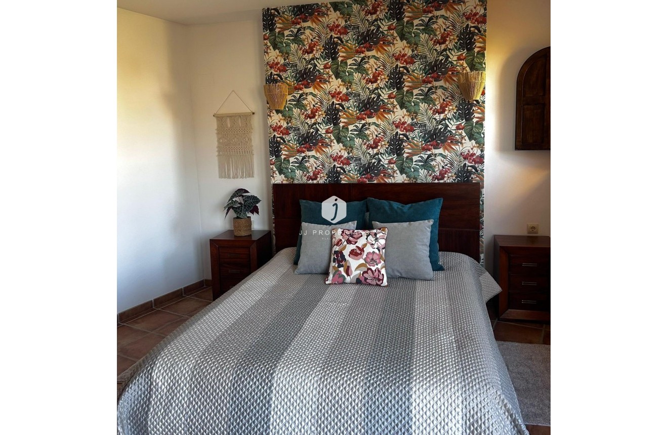 Tweedehands - Appartement / flat -
Torrevieja - Punta prima