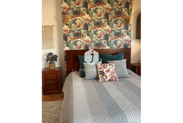 Tweedehands - Appartement / flat -
Torrevieja - Punta prima