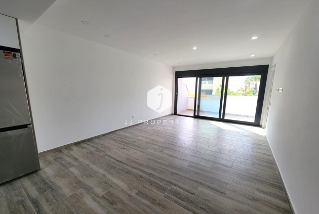 Tweedehands - Appartement / flat -
Torrevieja - Playa del Cura