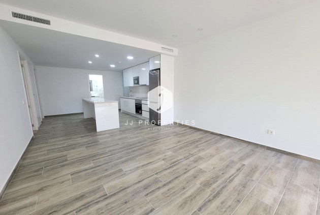 Tweedehands - Appartement / flat -
Torrevieja - Playa del Cura