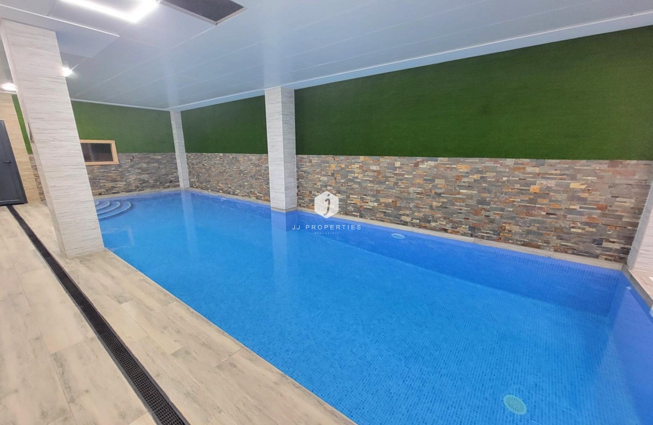 Tweedehands - Appartement / flat -
Torrevieja - Playa del Cura