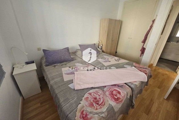 Tweedehands - Appartement / flat -
La Mata - Costa Blanca