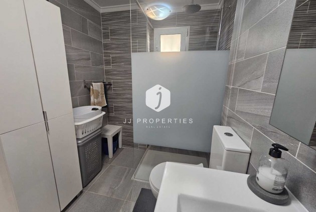 Tweedehands - Appartement / flat -
La Mata - Costa Blanca