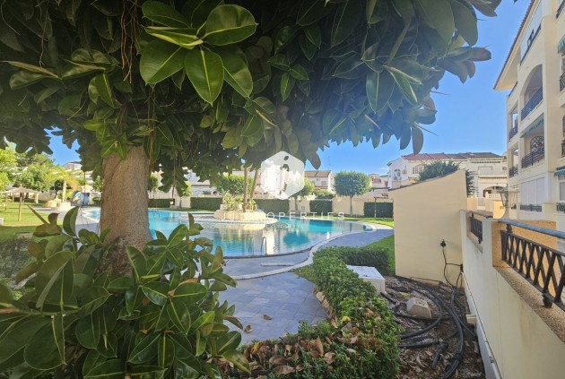 Tweedehands - Appartement / flat -
La Mata - Costa Blanca