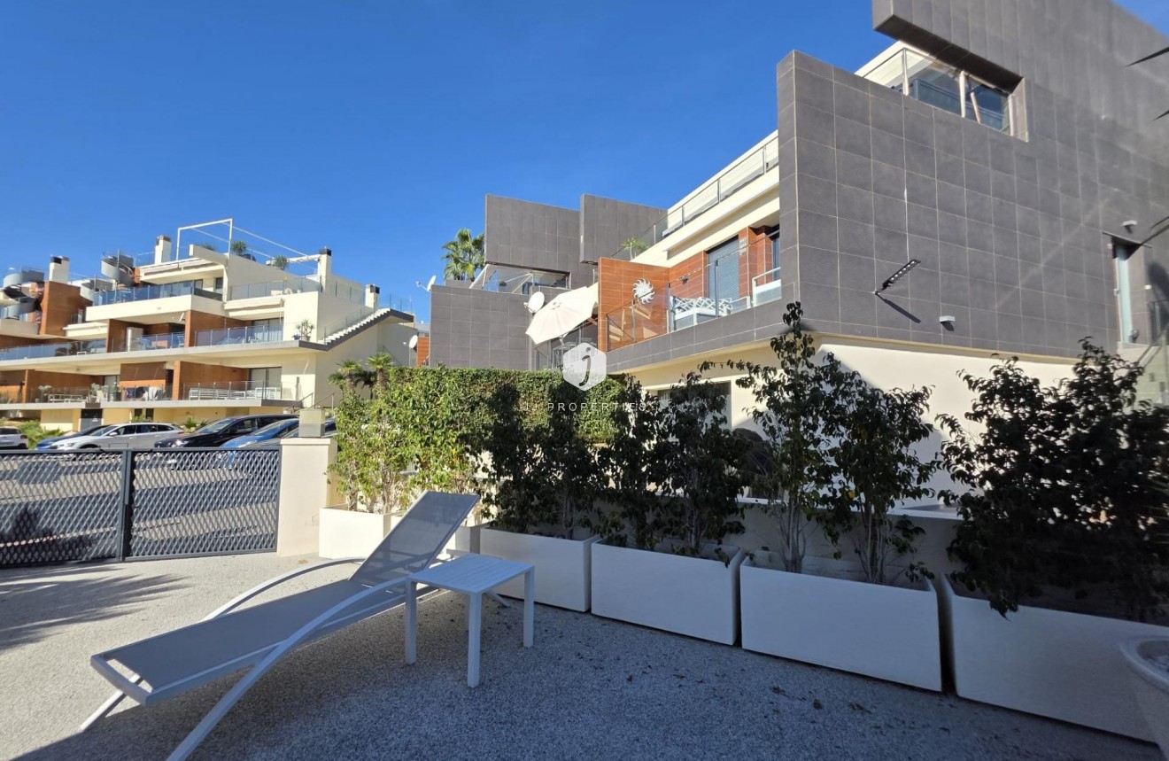 Tweedehands - Villa -
Orihuela Costa - Villamartín