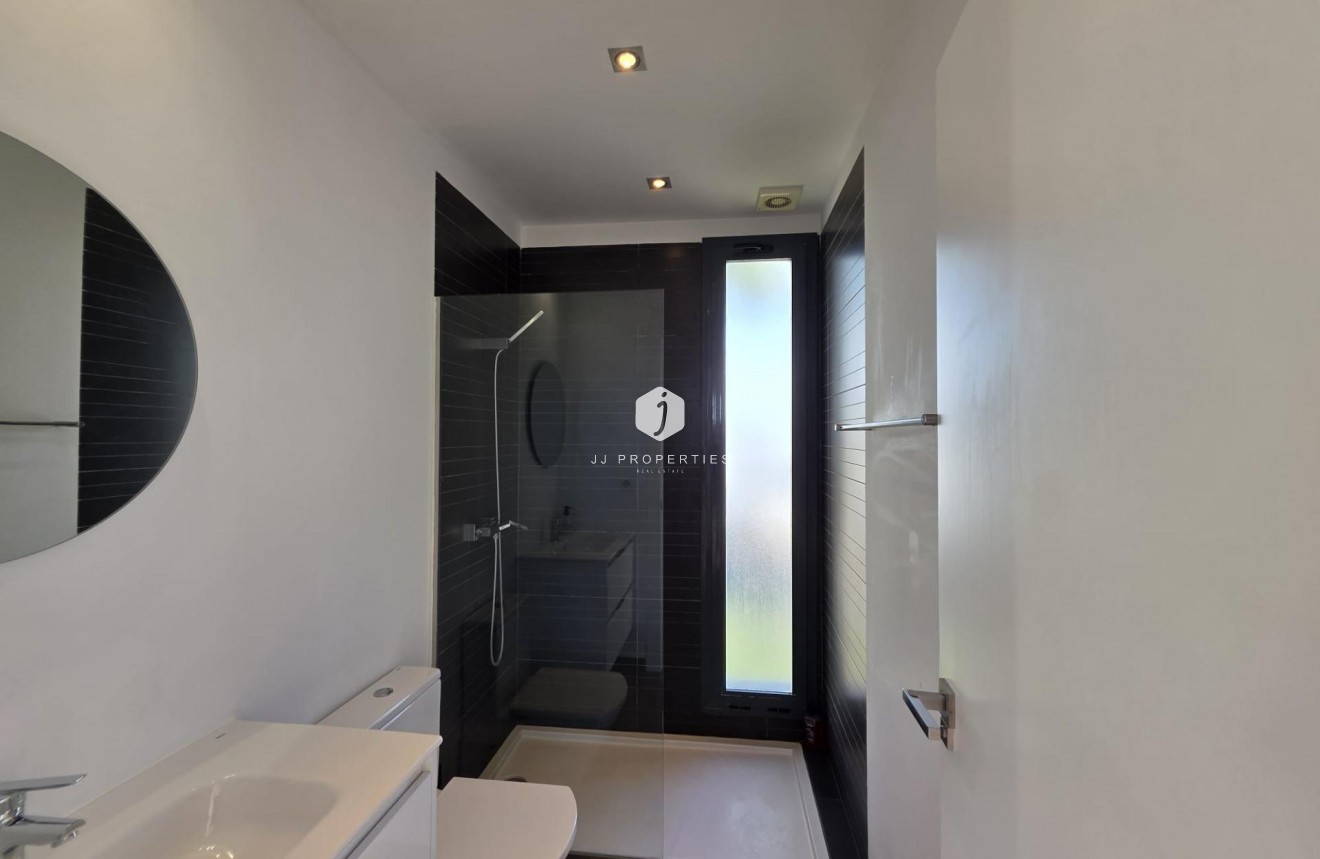 Tweedehands - Villa -
Orihuela Costa - Villamartín