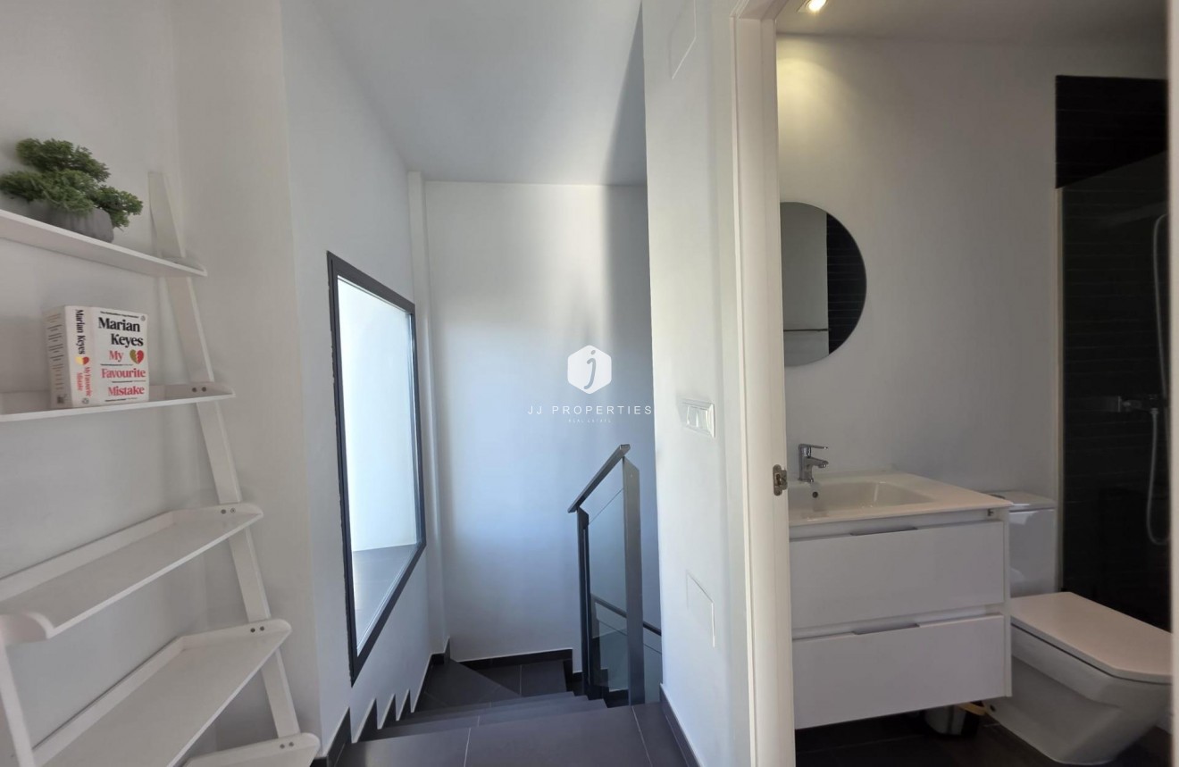 Tweedehands - Villa -
Orihuela Costa - Villamartín