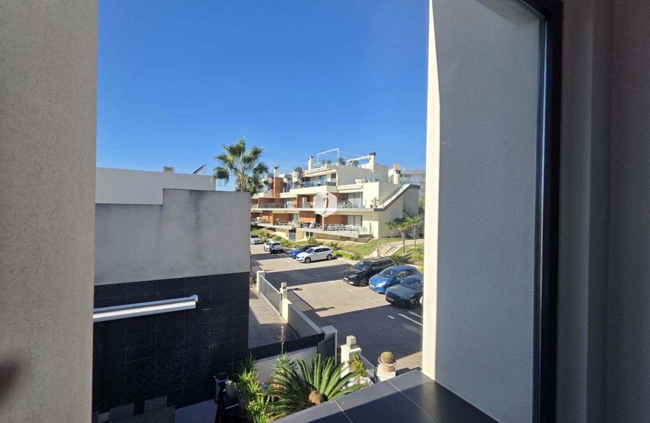 Tweedehands - Villa -
Orihuela Costa - Villamartín