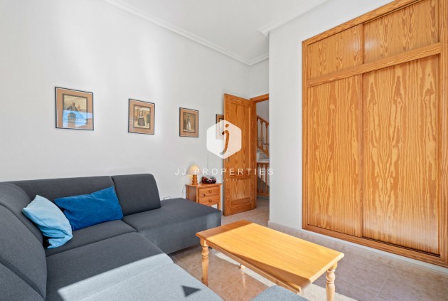 Tweedehands - Chalet -
Orihuela Costa - Costa Blanca