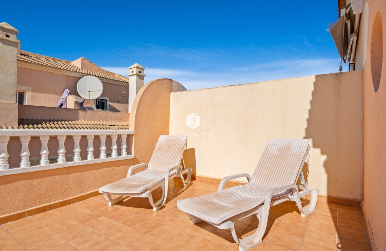 Tweedehands - Chalet -
Orihuela Costa - Costa Blanca