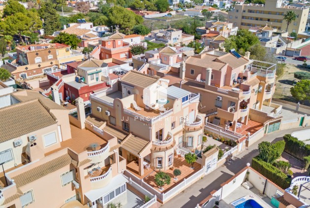 Tweedehands - Chalet -
Orihuela Costa - Costa Blanca