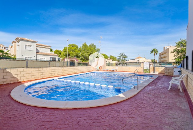 Tweedehands - Chalet -
Orihuela Costa - Costa Blanca