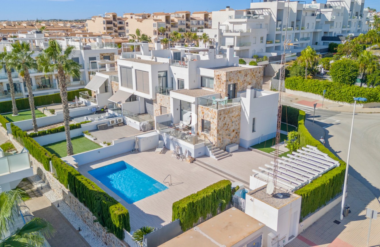 Tweedehands - Bungalow -
Torrevieja - Costa Blanca