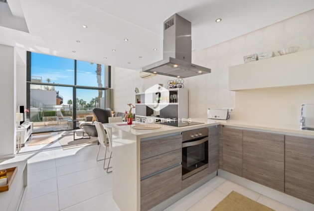 Tweedehands - Bungalow -
Torrevieja - Costa Blanca