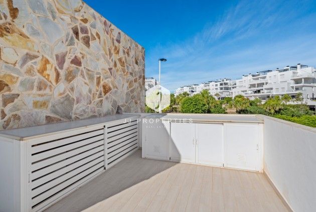 Tweedehands - Bungalow -
Torrevieja - Costa Blanca