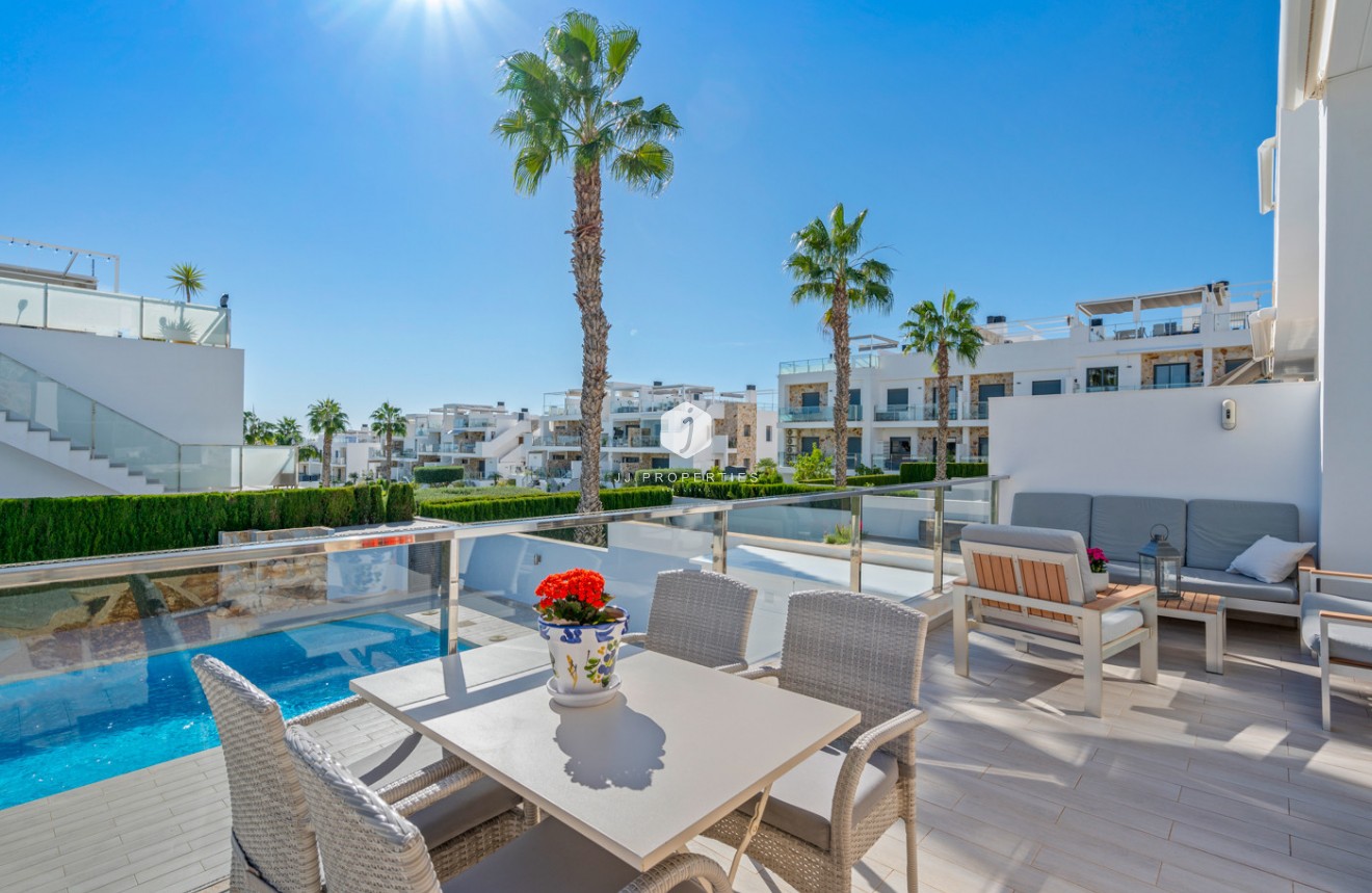 Tweedehands - Bungalow -
Torrevieja - Costa Blanca