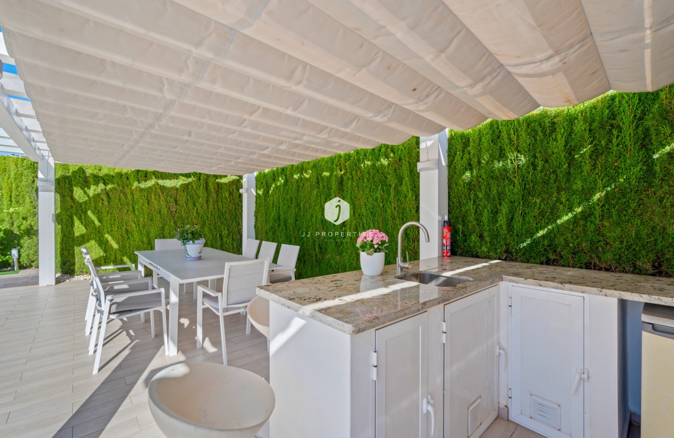 Tweedehands - Bungalow -
Torrevieja - Costa Blanca