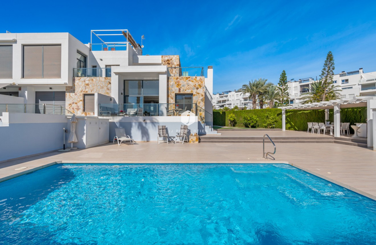 Tweedehands - Bungalow -
Torrevieja - Costa Blanca