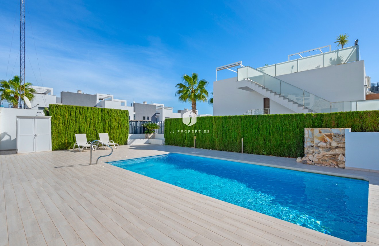 Tweedehands - Bungalow -
Torrevieja - Costa Blanca
