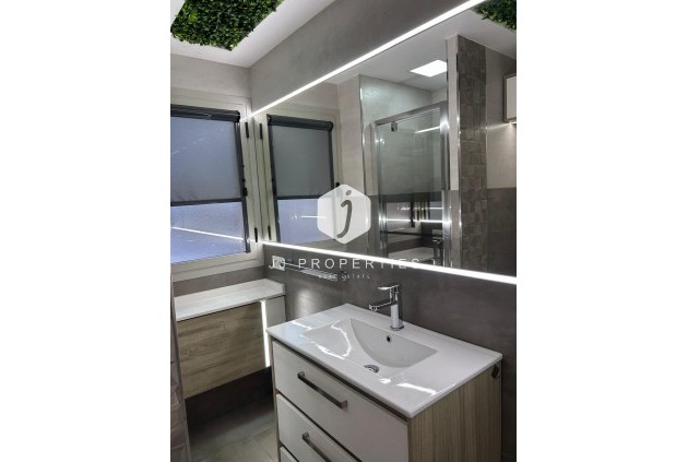 Tweedehands - Appartement / flat -
Torrevieja - Playa del Cura