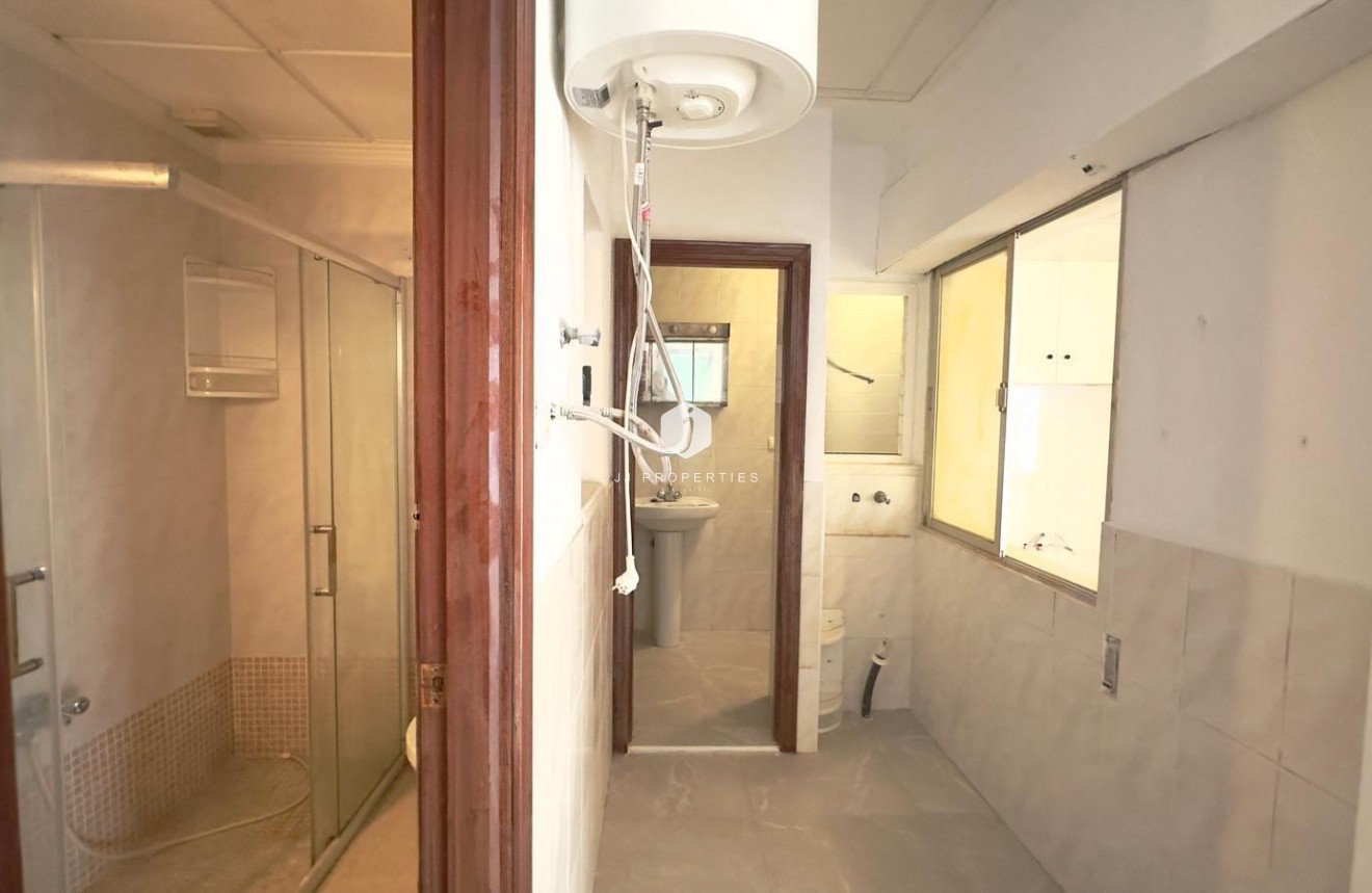 Segunda mano - Apartamento / piso -
Torrevieja - Centro