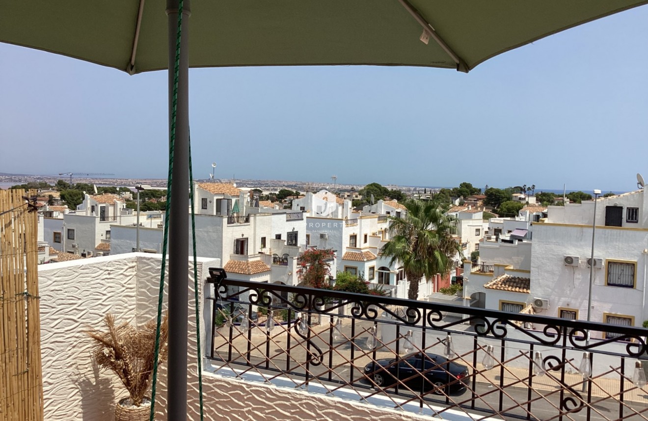 Segunda mano - Villa -
Orihuela Costa - Costa Blanca