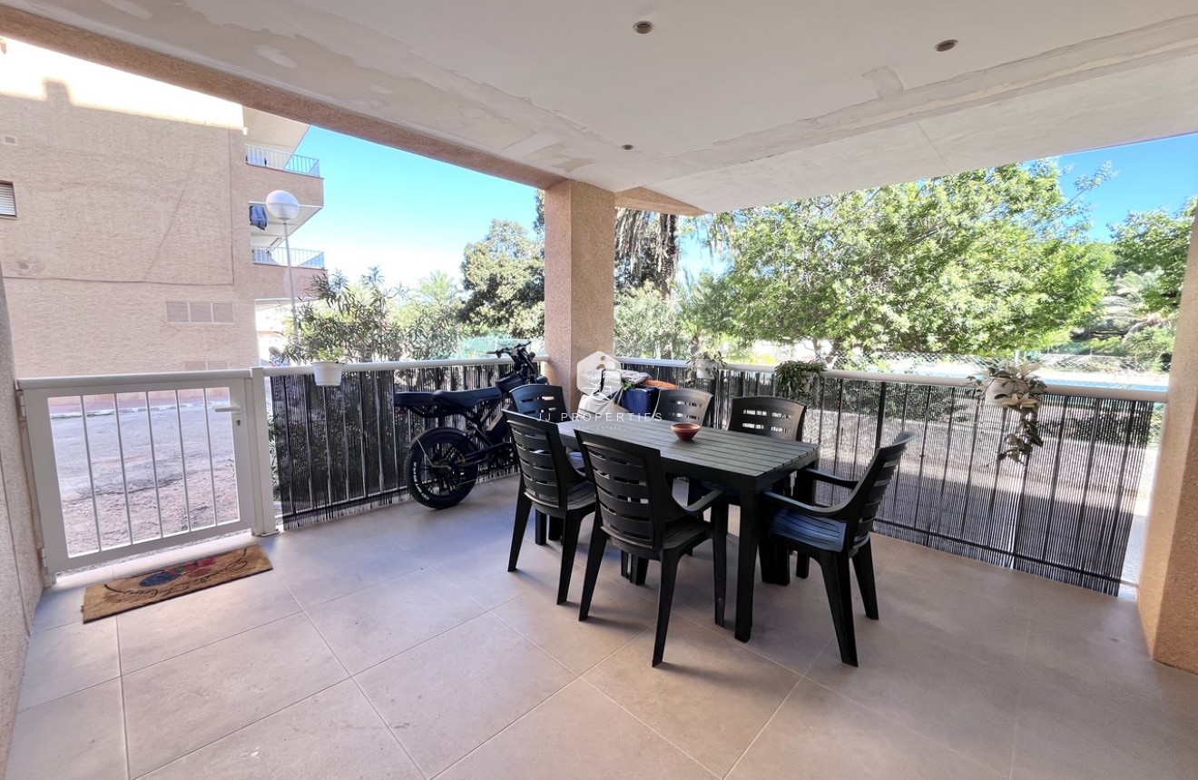 Tweedehands - Appartement / flat -
La Mata - Costa Blanca