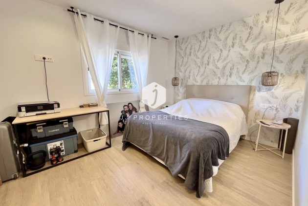 Tweedehands - Appartement / flat -
La Mata - Costa Blanca