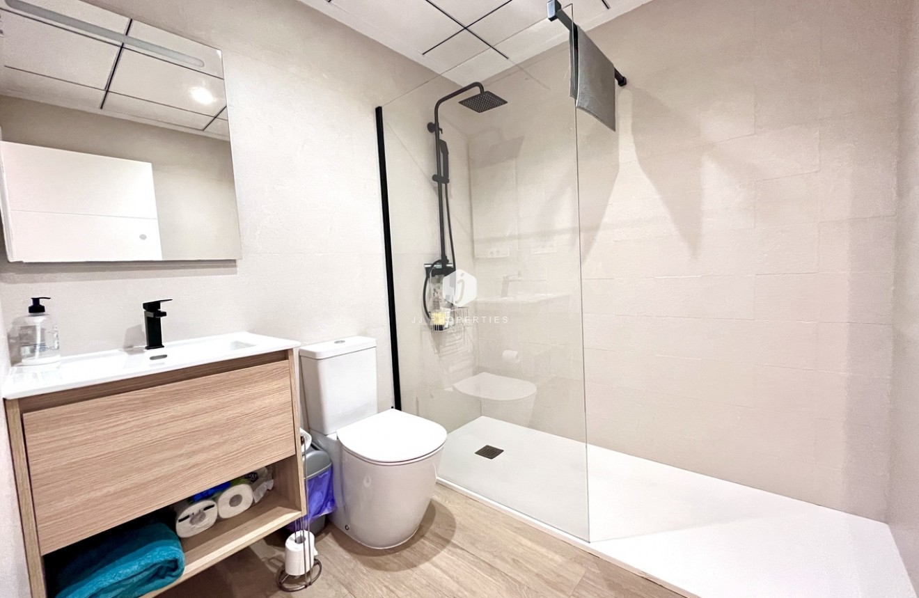 Tweedehands - Appartement / flat -
La Mata - Costa Blanca