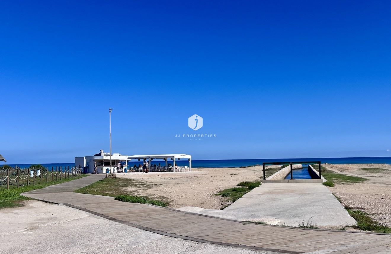 Tweedehands - Appartement / flat -
La Mata - Costa Blanca