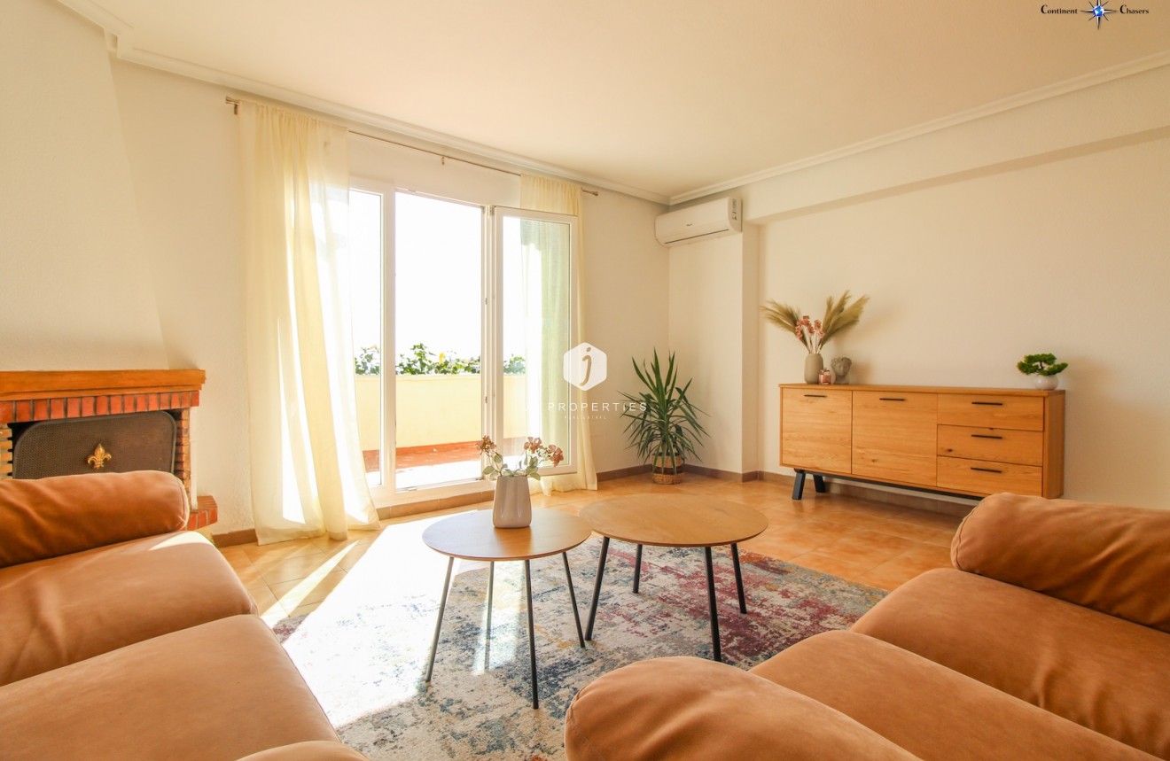 Tweedehands - Penthouse -
Punta Prima - Costa Blanca