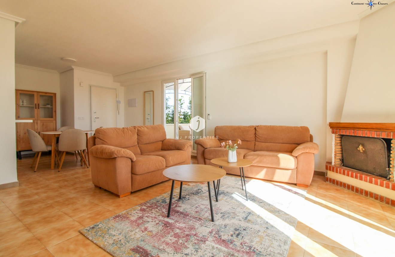 Tweedehands - Penthouse -
Punta Prima - Costa Blanca