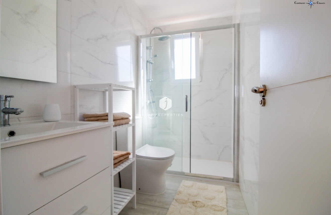 Tweedehands - Penthouse -
Punta Prima - Costa Blanca