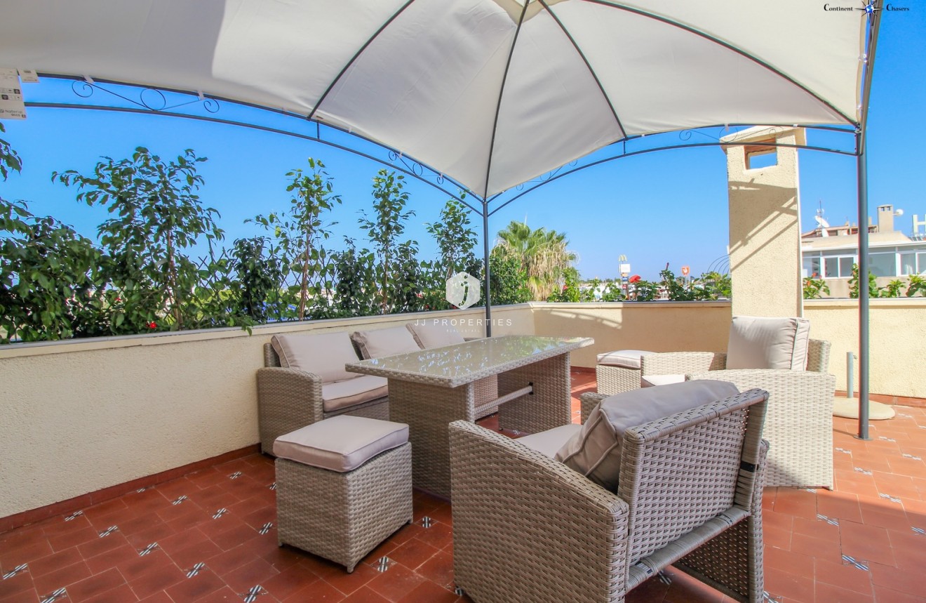 Tweedehands - Penthouse -
Punta Prima - Costa Blanca