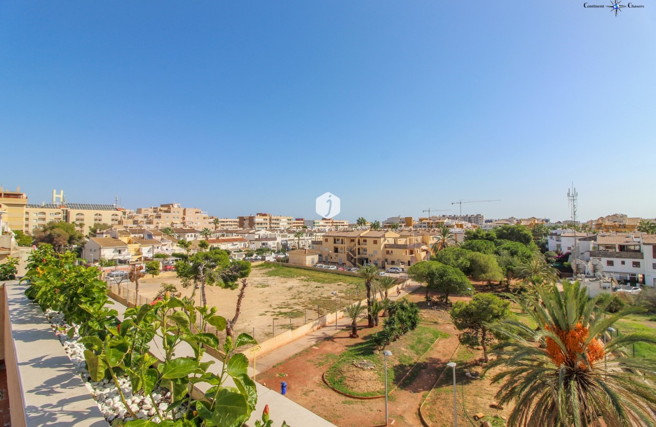 Tweedehands - Penthouse -
Punta Prima - Costa Blanca