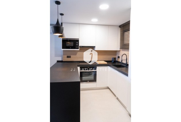 Tweedehands - Appartement / flat -
Torrevieja - Costa Blanca