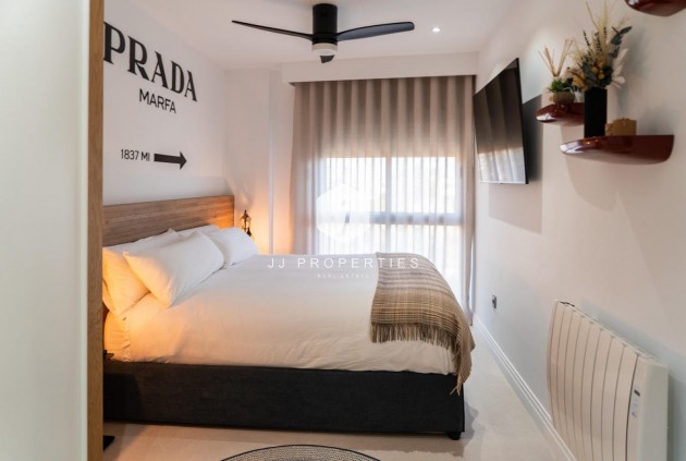 Tweedehands - Appartement / flat -
Torrevieja - Costa Blanca