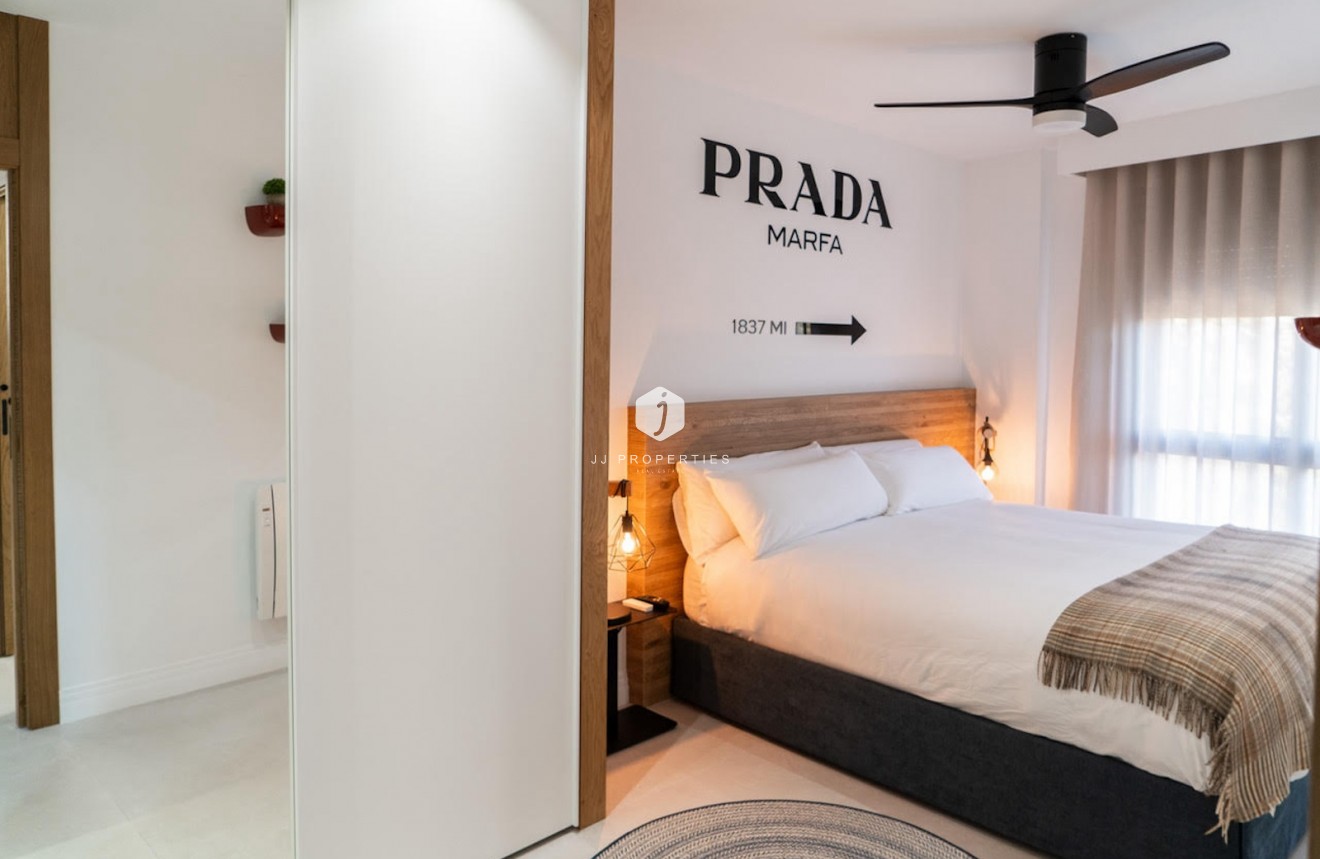 Tweedehands - Appartement / flat -
Torrevieja - Costa Blanca