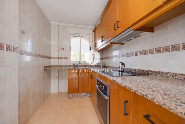 Z drugiej ręki - Mieszkanie w bloku -
Jacarilla - Inland