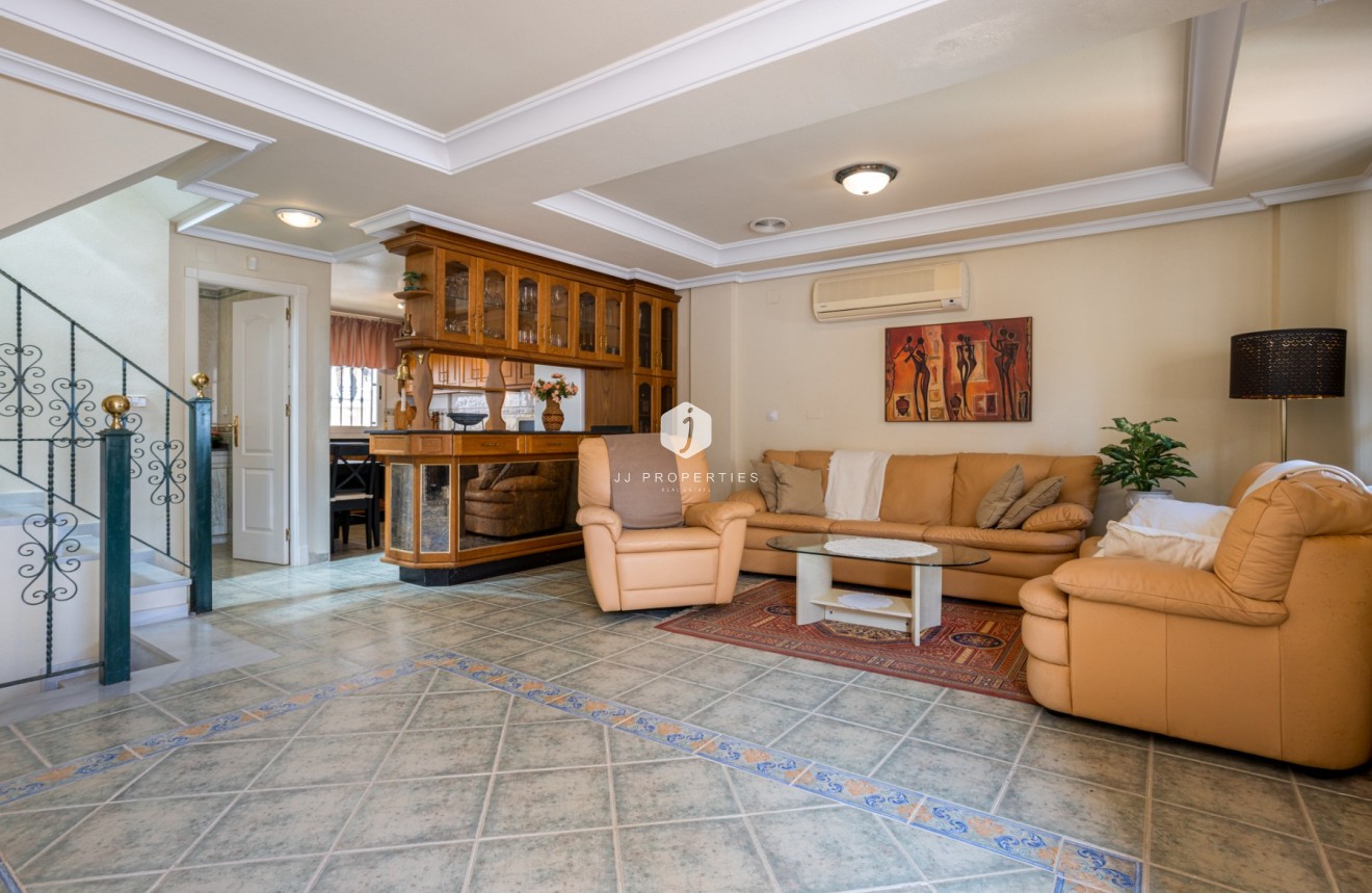 Tweedehands - Villa -
Guardamar del Segura - Costa Blanca