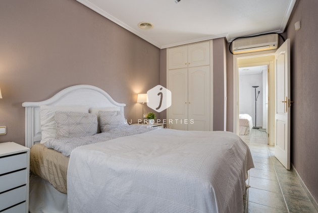 Tweedehands - Villa -
Guardamar del Segura - Costa Blanca