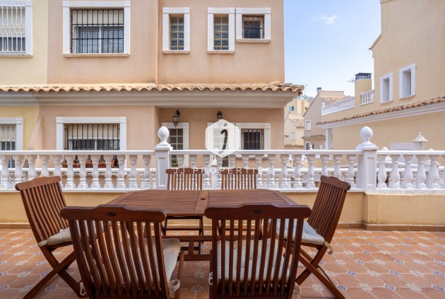 Tweedehands - Villa -
Guardamar del Segura - Costa Blanca