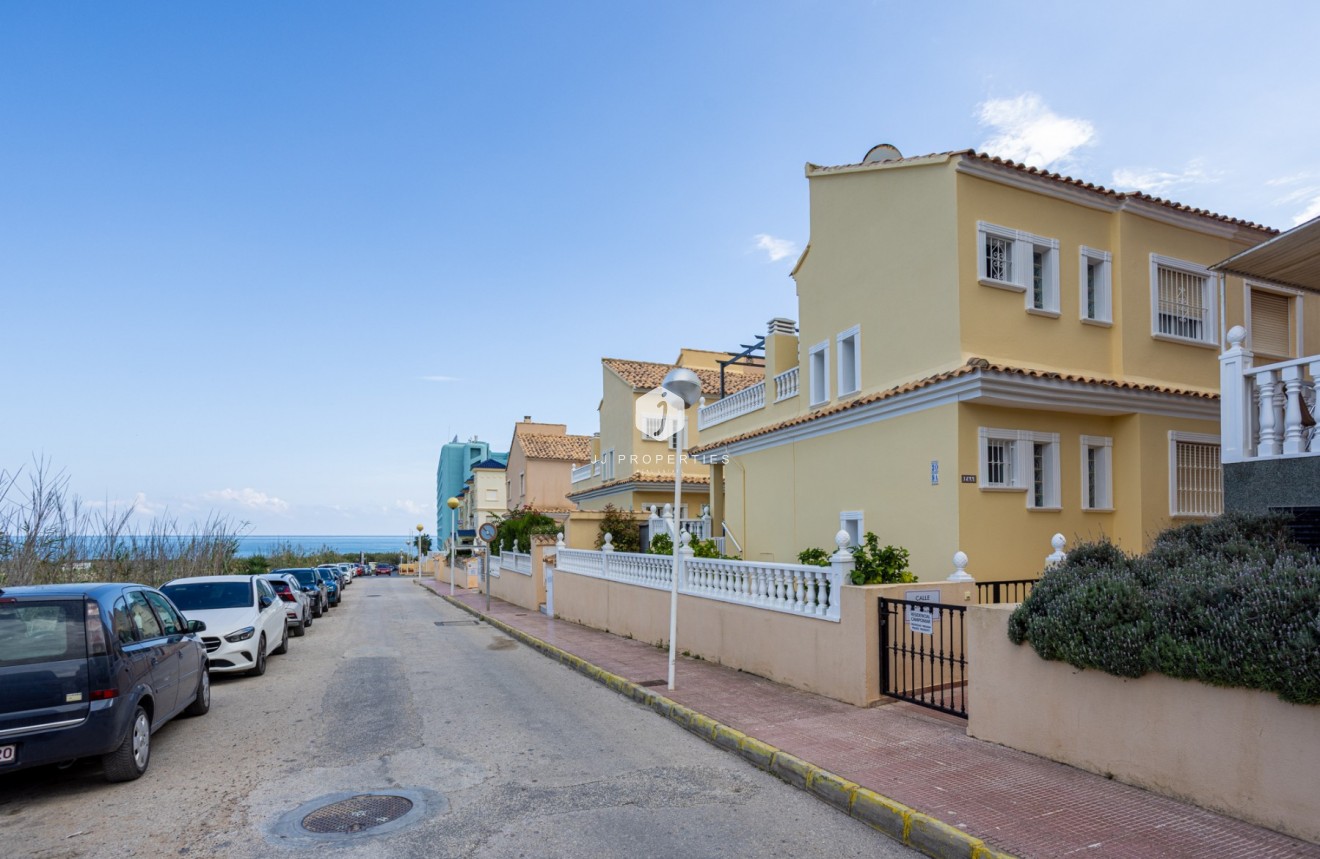 Tweedehands - Villa -
Guardamar del Segura - Costa Blanca