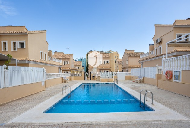 Tweedehands - Villa -
Guardamar del Segura - Costa Blanca