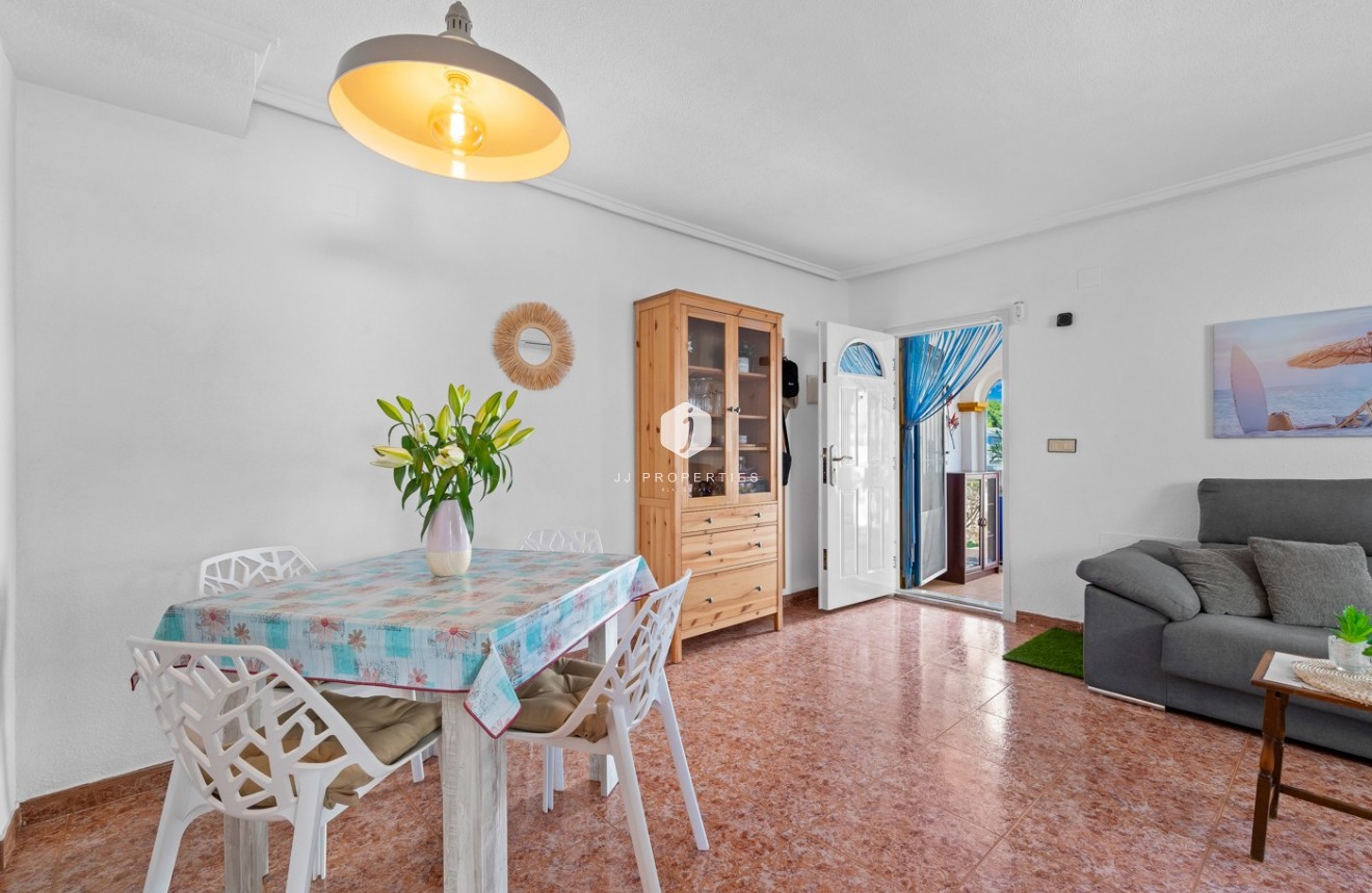 Tweedehands - Villa -
Torrevieja - Costa Blanca