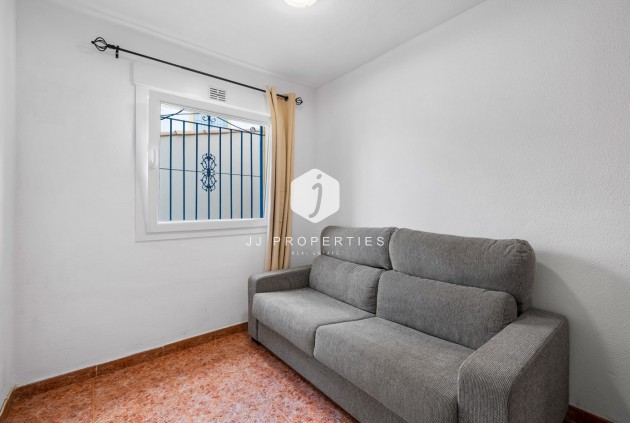 Tweedehands - Villa -
Torrevieja - Costa Blanca