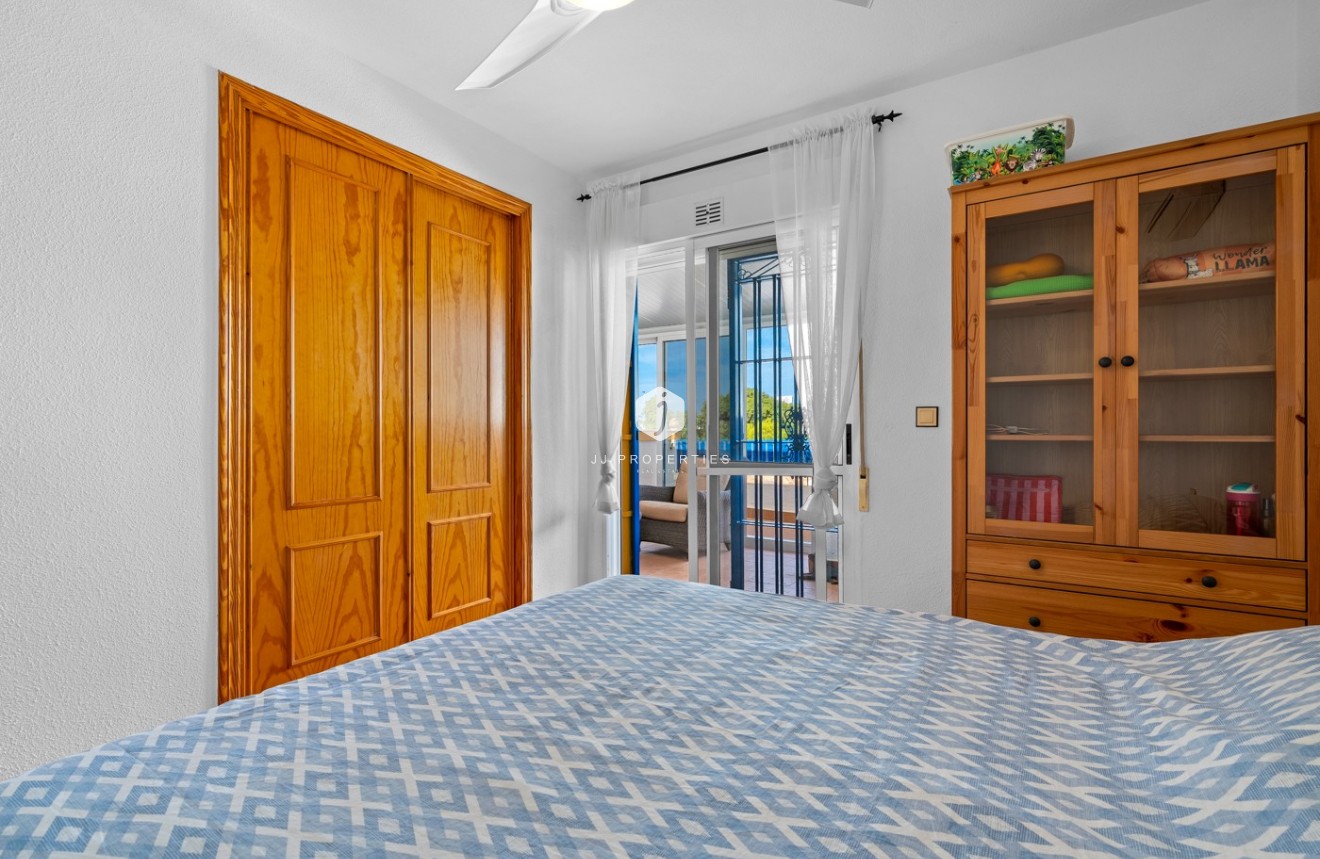 Tweedehands - Villa -
Torrevieja - Costa Blanca