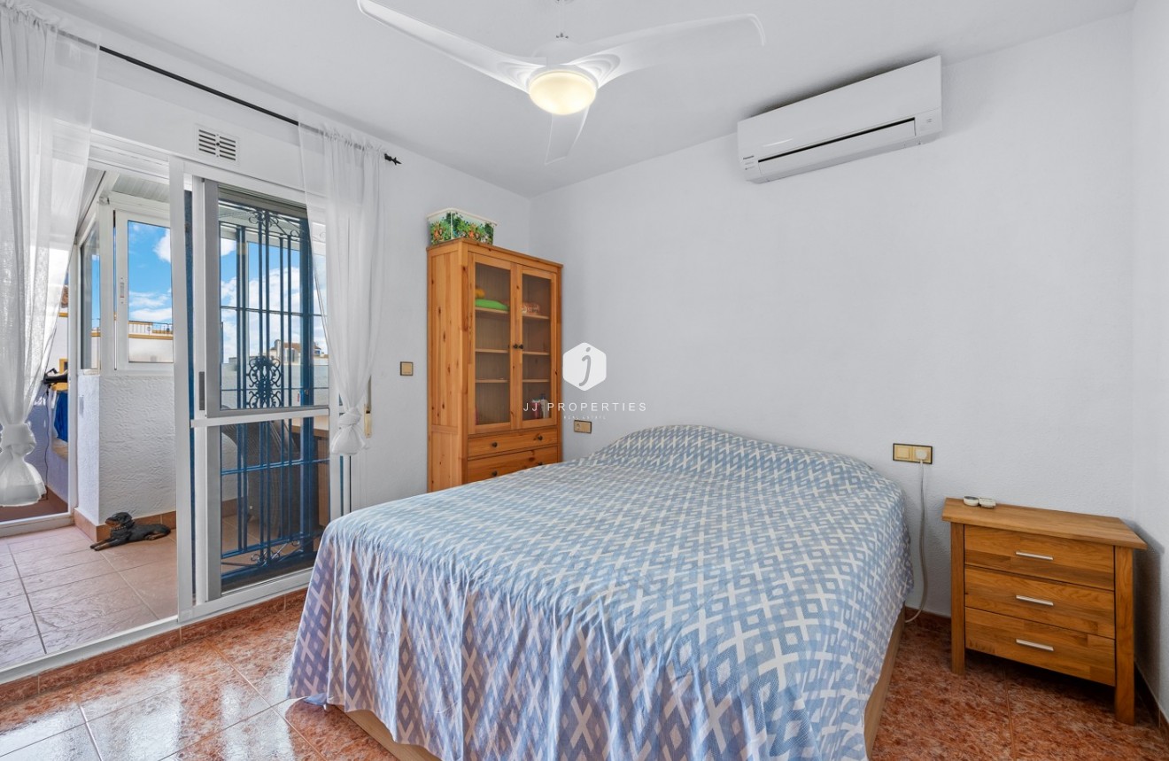 Tweedehands - Villa -
Torrevieja - Costa Blanca